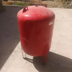 Расширительный бак