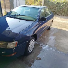 Toyota Carina 1992