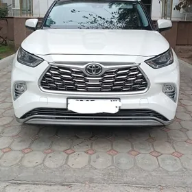 Toyota Highlander 2020