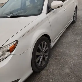 Toyota Avalon 2011