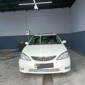 Toyota Camry 2003