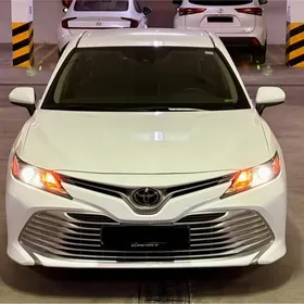 Toyota Camry 2020