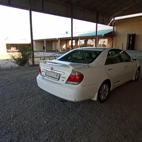 Toyota Camry 2003