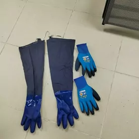 перчатки ПВХ и носки неопренов