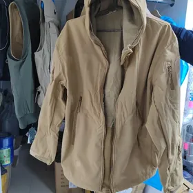 куртки безрукавки