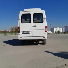 Mercedes-Benz Sprinter 2009