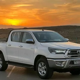 Toyota Hilux 2024