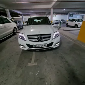 Mercedes-Benz GLK-Class 2015