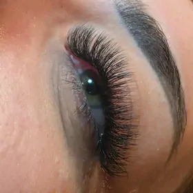 Kirpik we sac hyzmatlary