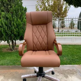 Koźa kreslo Falcon.Gonur