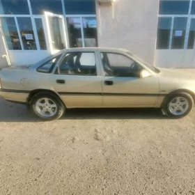 Opel Vectra 1989