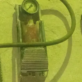 насос тиски