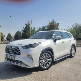Toyota Highlander 2020