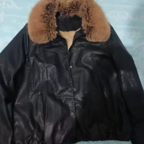 zenskiy kurtka koža