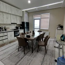 Ким район 4/2 эт 3 ком