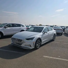 Hyundai Sonata 2021