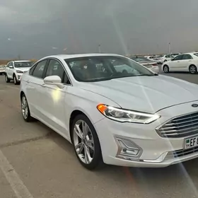 Ford Fusion 2020