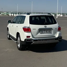 Toyota Highlander 2013