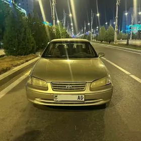 Toyota Camry 2001
