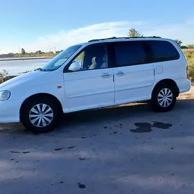 Kia Carnival 2001