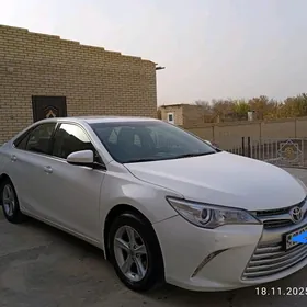 Toyota Camry 2016
