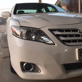 Toyota Camry 2010