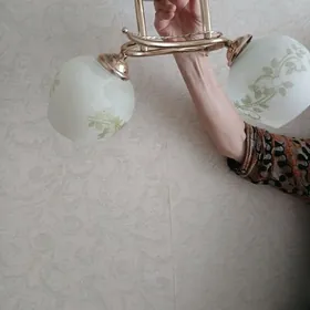 Люстра и настенная и подвесная