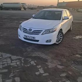 Toyota Camry 2010