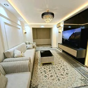 11mkr Aýtakow Kia sentriň öňi