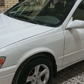 Toyota Camry 1998