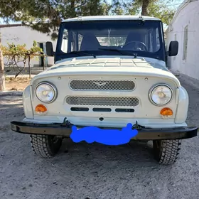 UAZ 469 2002
