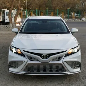Toyota Camry 2023