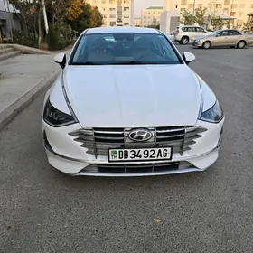 Hyundai Sonata 2020