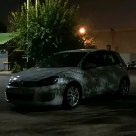 Volkswagen Golf 2013
