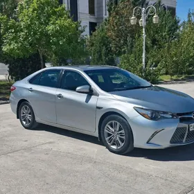 Toyota Camry 2017