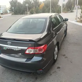 Toyota Corolla 2011