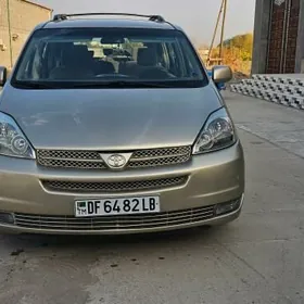 Toyota Sienna 2004