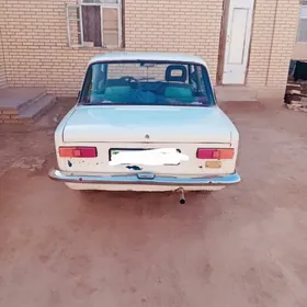 Lada 2104 1982