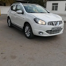 Nissan Qashqai 2012