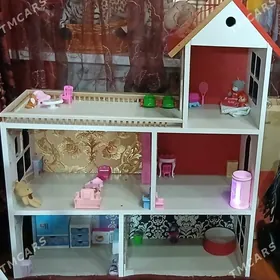 Домик для кукол