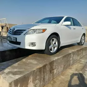 Toyota Camry 2011