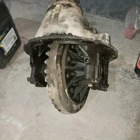 Редуктор заднего моста гипаит