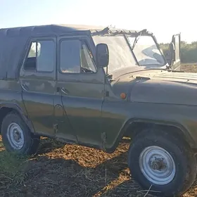 UAZ 469 1989