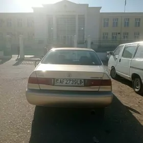 Toyota Camry 2001