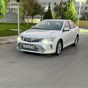 Toyota Camry 2016