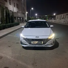 Hyundai Elantra 2021