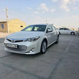 Toyota Avalon 2013