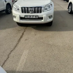 Toyota Land Cruiser 2013