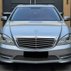 Mercedes-Benz S-Class 2006