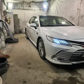 Toyota Camry 2020